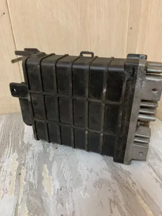 0280000739,  443907403G Блок управления двигателем Volkswagen Passat B3 Арт 98006008, вид 2