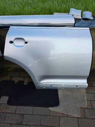  Дверь задняя правая Porsche Cayenne 957 Арт 98013653