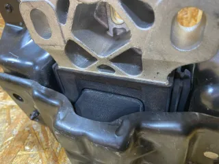 5Q0199555BJ Подушка крепления КПП Volkswagen T-Roc Арт 39371023, вид 8