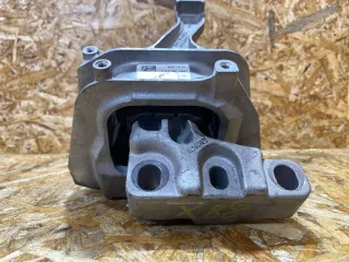 5WA199262E Подушка крепления двигателя Volkswagen T-Roc Арт 39371019, вид 4