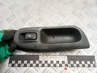 432963K,7700431172,27262 Кнопка стеклоподъемника переднего правого Renault Megane 2 Арт A12674_2, вид 1