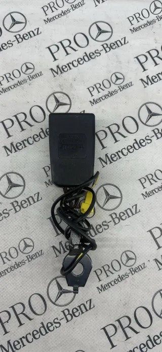 A2048602469 Замок ремня безопасности Mercedes C W204 Арт 101507, вид 1