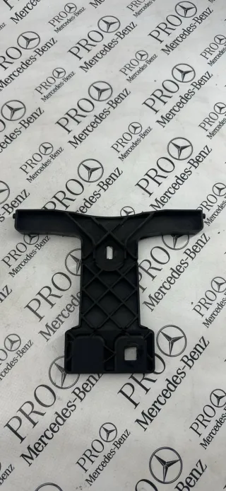 A2048850736 Кронштейн решетки радиатора Mercedes C W204 Арт 101458, вид 2