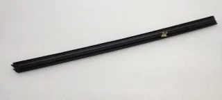 LR123686, K8D221435AA Уплотнитель стекла двери Land Rover Range Rover 5 Арт ST52162, вид 1