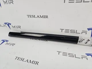 1873551-22 Молдинг двери передней левой Tesla model S Арт 33484, вид 2