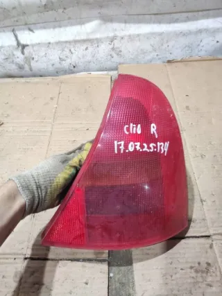  Фонарь задний правый Renault Clio 2 Арт 98181699