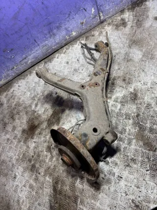  Кулак задний правый Ford Galaxy 1 restailing Арт 98181882, вид 1