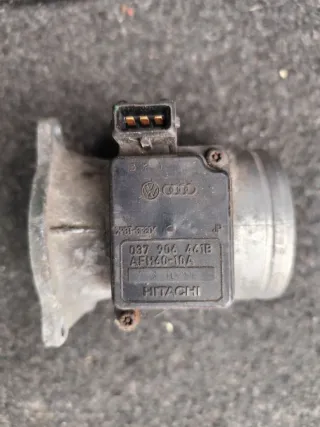 037906461B Расходомер Audi A6 C5 (S6,RS6) Арт 98760003
