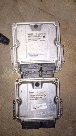 P05094800AC, P04727770AC, 0281010814, P05094285AE, P05094285AC, P05094800AD, 0281011064, 0281012999, 0281012121 Блок управления двигателем Chrysler Voyager 4 Арт 19767310, вид 1