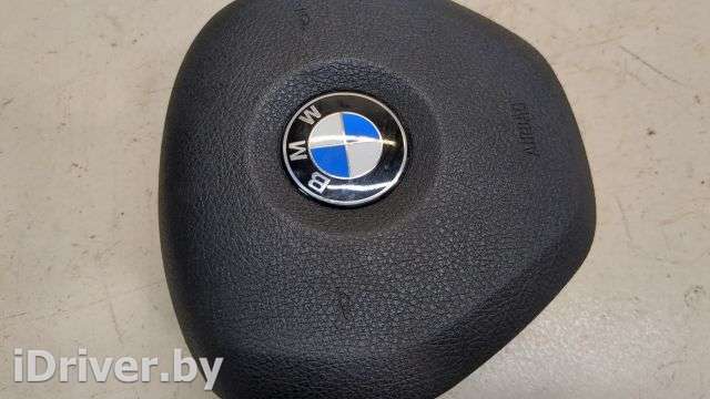 Подушка безопасности водителя BMW 3 F30/F31/GT F34 2012г.  - Фото 1