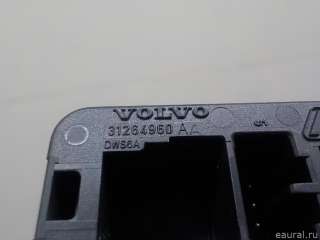 Кнопка открытия багажника Volvo XC60 1 2013г. 31264960 Volvo - Фото 5