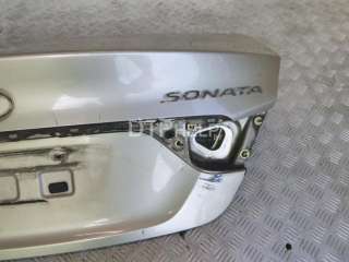 Крышка багажника Hyundai Sonata (YF) 2011г. 692004Q000 - Фото 4