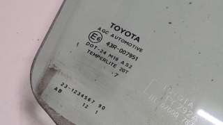 Стекло двери Toyota Auris 1 2007г.  - Фото 2