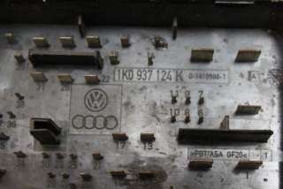 Блок предохранителей Volkswagen Touran 1 2004г. 1K0937124K - Фото 3