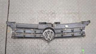 Решетка радиатора Volkswagen Golf 4 2000г.  - Фото 3