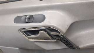 Стекло двери передней правой Mercedes Sprinter W906 2011г.  - Фото 5