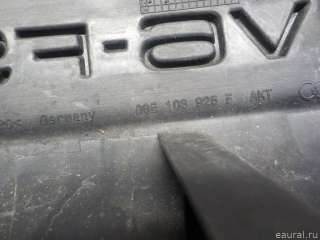 Накладка декоративная Audi Q5 1 2006г. 06E103925F VAG - Фото 5