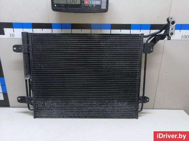 Радиатор кондиционера (конденсер) Volkswagen Tiguan 1 2009г. 5N0820411E VAG - Фото 1