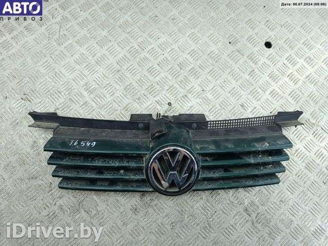 Решетка радиатора Volkswagen Bora 1998г.  - Фото 1