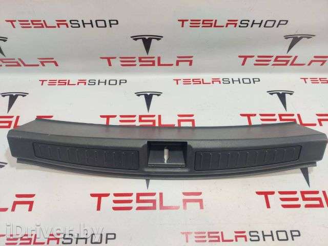 Пластик Tesla model S 2019г. 1010824-00-C - Фото 1