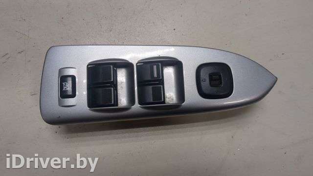 Кнопка стеклоподъемника Mazda Premacy 1 2001г.  - Фото 1
