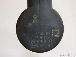 057130764AE VAG Регулятор давления топлива Audi A8 D4 (S8) Арт E84773553, вид 5