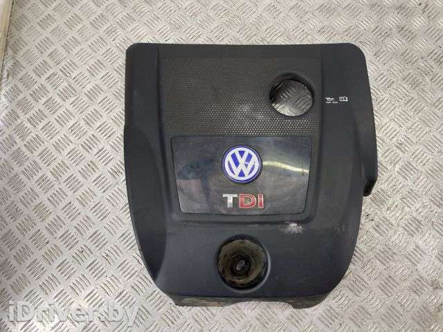 Декоративная крышка двигателя Volkswagen Golf 4 2001г. 038103925AJ - Фото 1