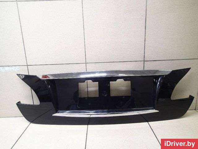Накладка крышки багажника Infiniti Q70 1 restailing 2012г. 848101MA5A Nissan - Фото 1