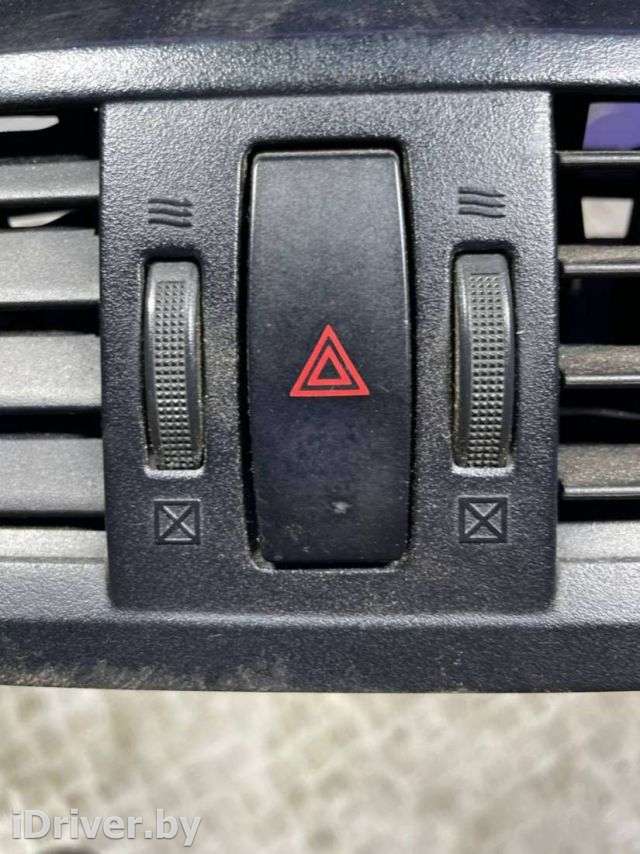 Кнопка аварийки Mazda 6 2 2009г.  - Фото 1