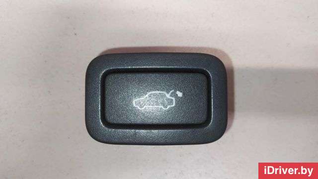 Кнопка открытия багажника Volvo XC70 3 2013г. 31264960 Volvo - Фото 1
