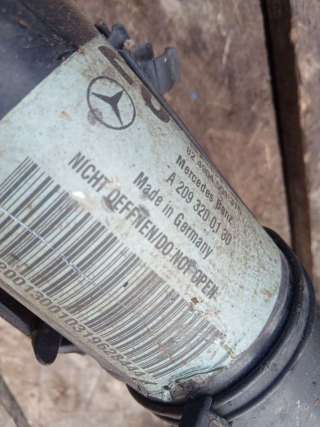 Стойка амортизатора переднего правого Mercedes CLK W209 2003г. A2093200130,824904554376 - Фото 2