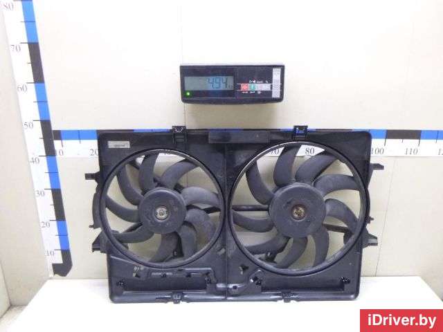 Вентилятор радиатора Audi A5 (S5,RS5) 1 2009г. 8K0121003M VAG - Фото 1