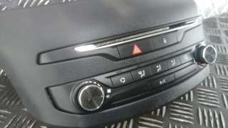 Блок управления печки и климат-контроля Peugeot 308 2 2014г.  - Фото 2