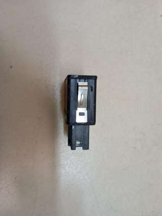 Разъем AUX / USB BMW 6 E63/E64 2006г. 84109237654 BMW - Фото 5