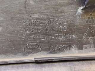 768020R070 накладка двери багажника нижняя Toyota Rav 4 5 Арт 269414PM, вид 9
