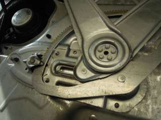 Стеклоподъемник электрический передний правый Ford Focus 2 restailing 2010г.  - Фото 4
