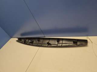 Обшивка двери багажника верхняя Toyota Highlander 2 2007г. 6478348060C0 - Фото 3