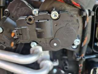 Моторчик заслонки печки Audi Q5 2 Арт 81995389, вид 2