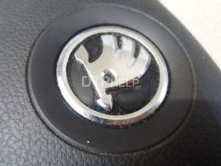 Подушка безопасности в рулевое колесо Skoda Fabia 2 2008г. 5E08802011QB - Фото 7