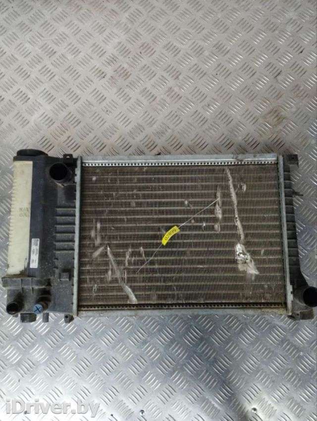 Радиатор основной BMW 5 E34 1996г.  - Фото 1