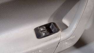  Блок управления стеклоподъемниками Volkswagen Caddy 3 Арт 46023066389, вид 1