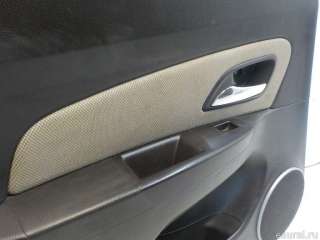 Обшивка двери задней левой Chevrolet Cruze J300 restailing 2011г. 95184670 GM - Фото 2